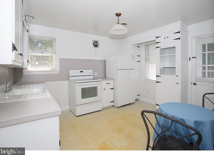 21 Red Mill Rd, Newark DE  19711-6665 exterior