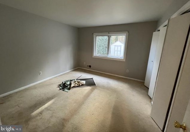 10 Bass Ct, Newark DE  19713-1973 exterior