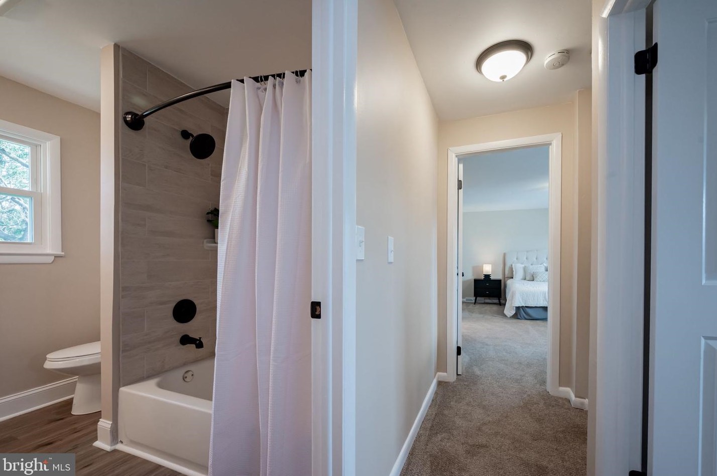 1107 Old Coochs Bridge Rd, Newark DE  19713-2327 exterior