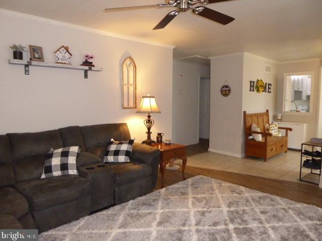 116 Kenmar Dr, Newark DE  19713-2432 exterior