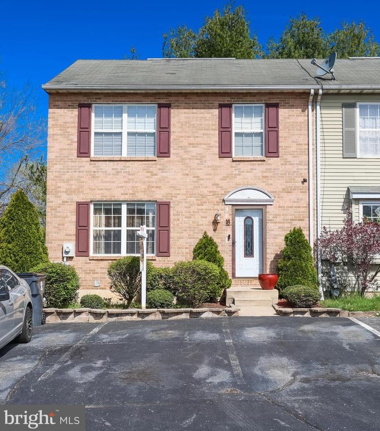 18 Pepperwood Ln, Bear DE  19701-3029 exterior