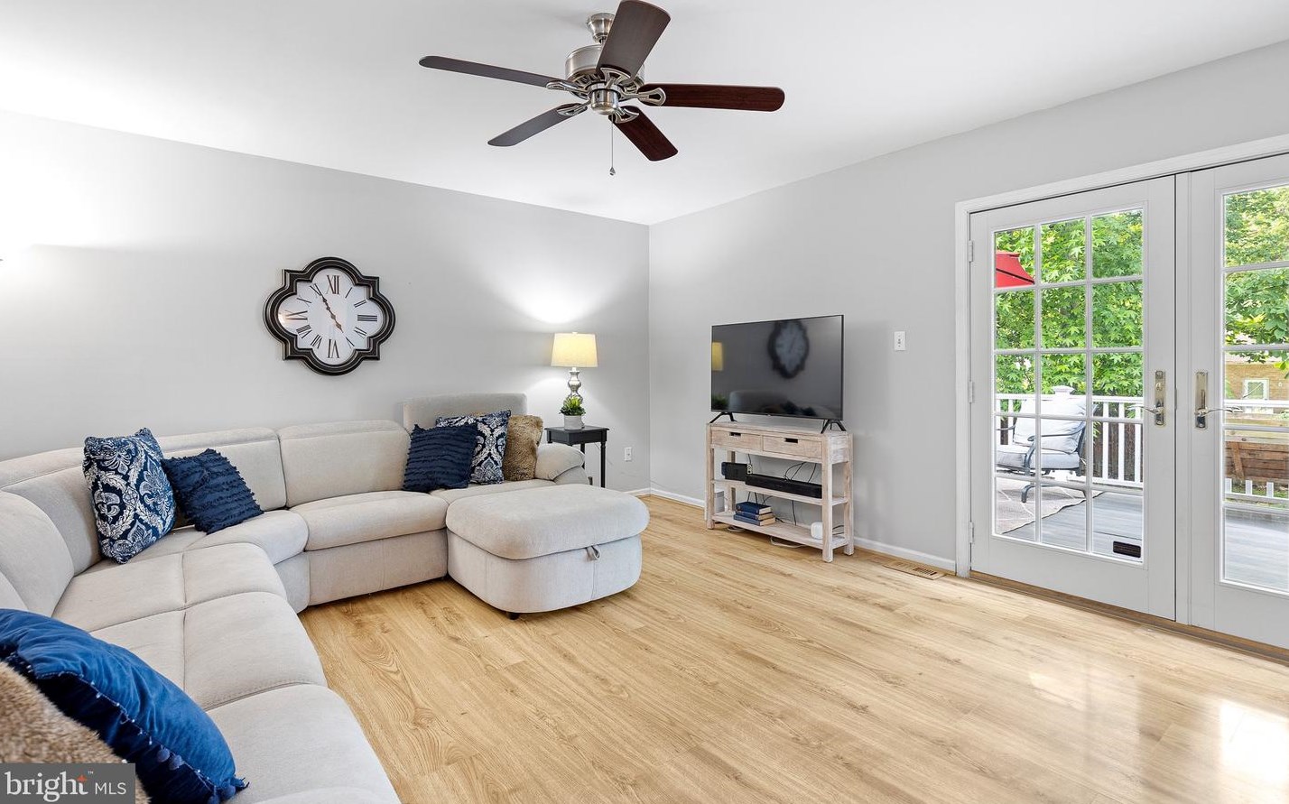 48 Danvers Cir, Newark DE 19702-2721 exterior