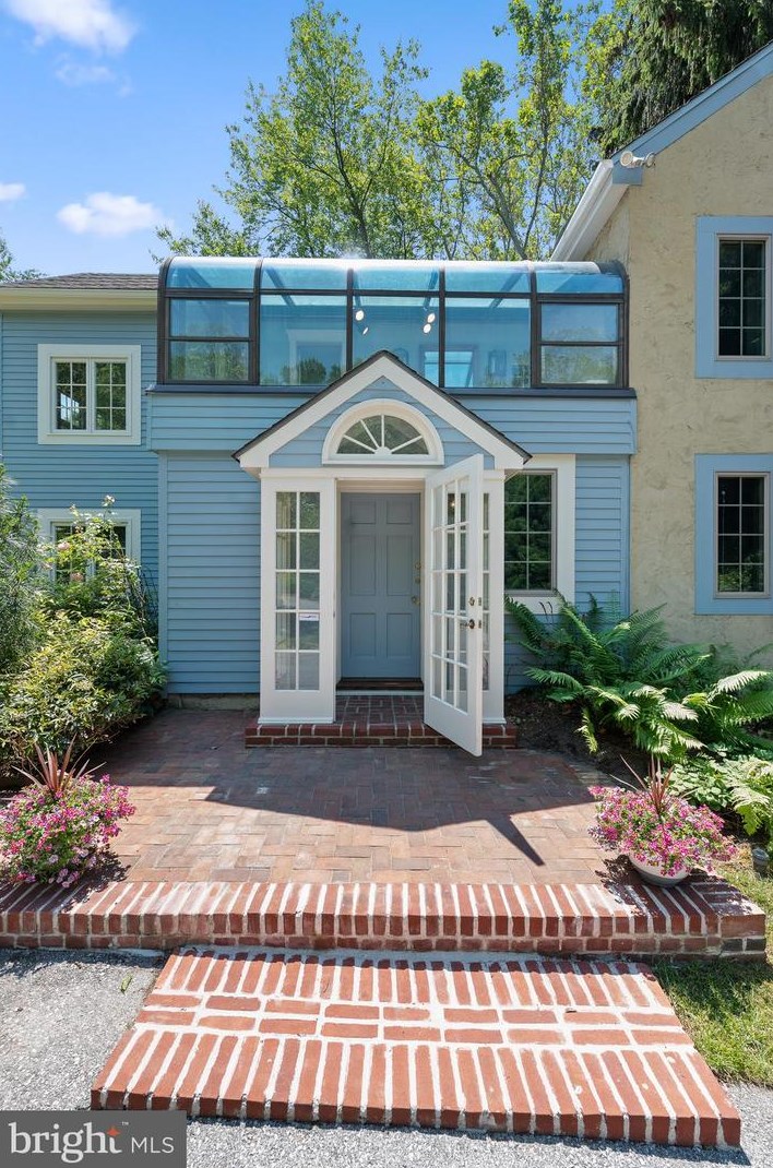 915 Hillside Rd, Wilmington, DE 19807