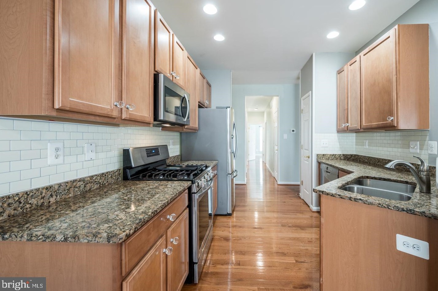 360 Pierce Run, Newark DE 19702-4307 exterior