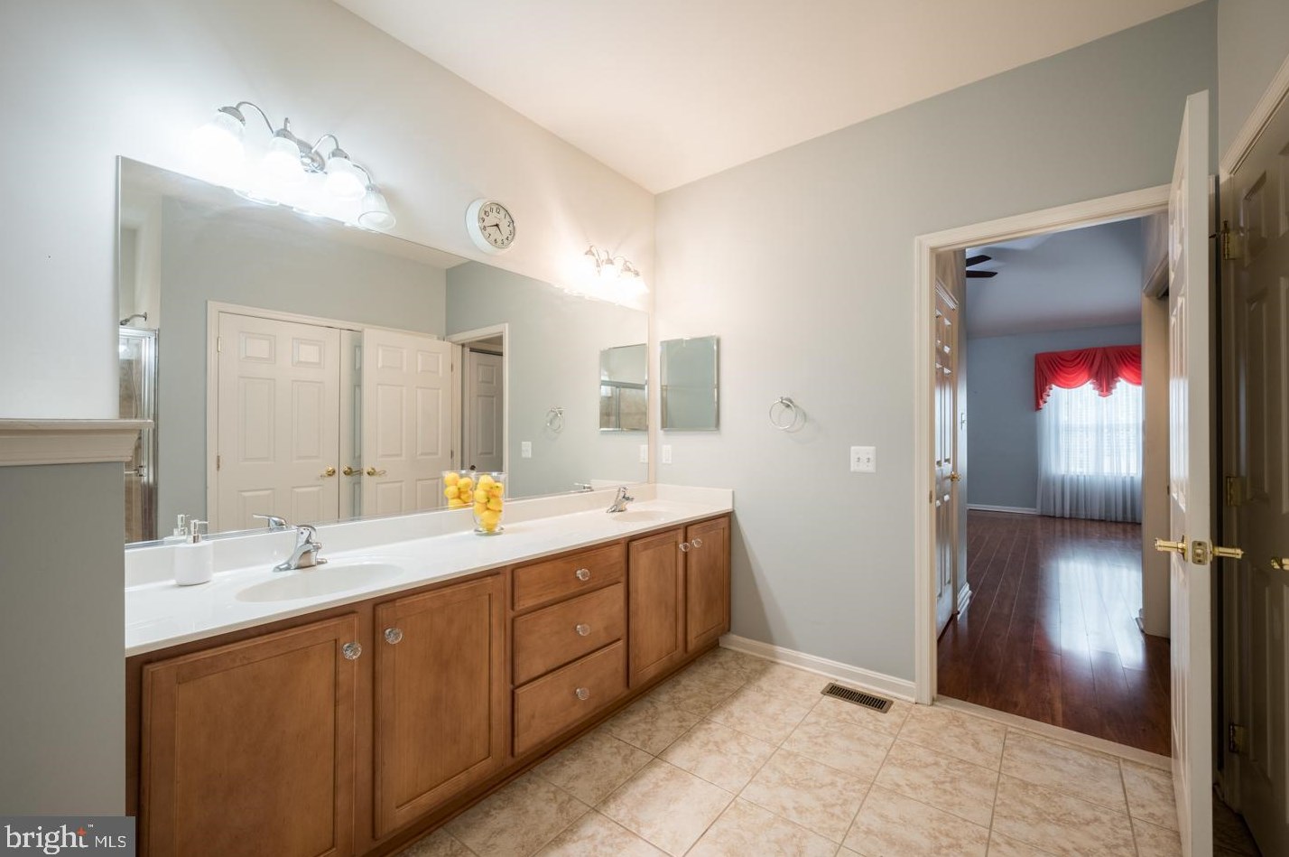 360 Pierce Run, Newark DE 19702-4307 exterior