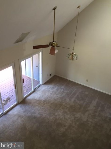 123 Foxfire Dr, Newark DE  19711-4371 exterior