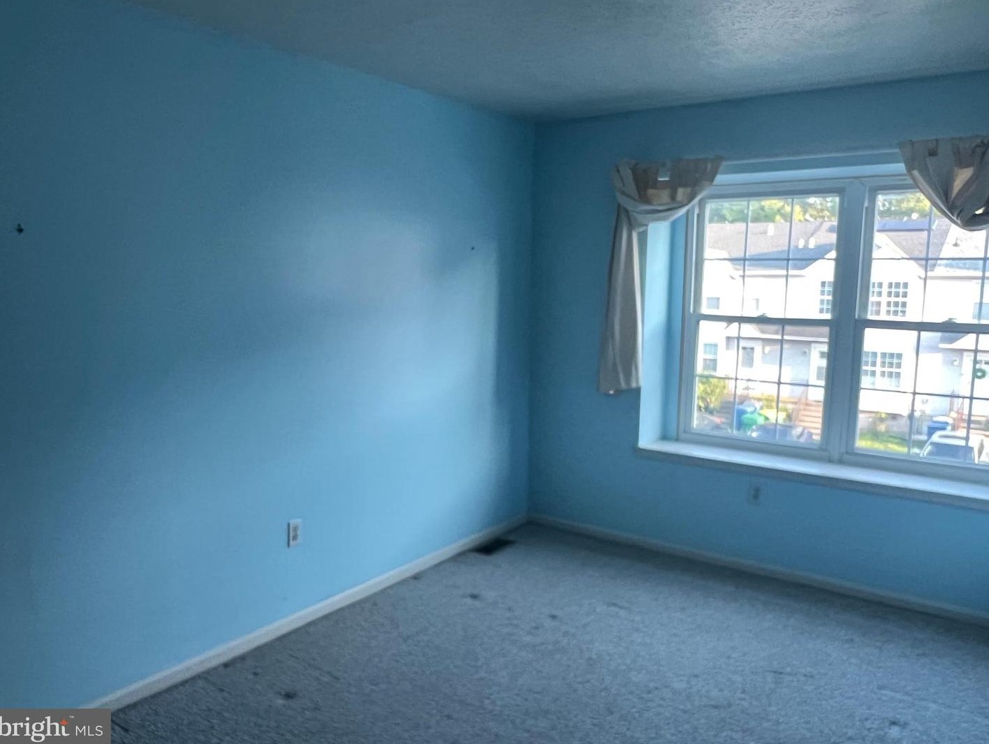 111 Britain Ct, Newark DE 19702-6322 exterior