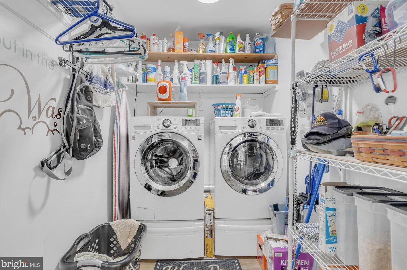 108 Buena Vista Dr, New Castle DE  19720-4662 exterior