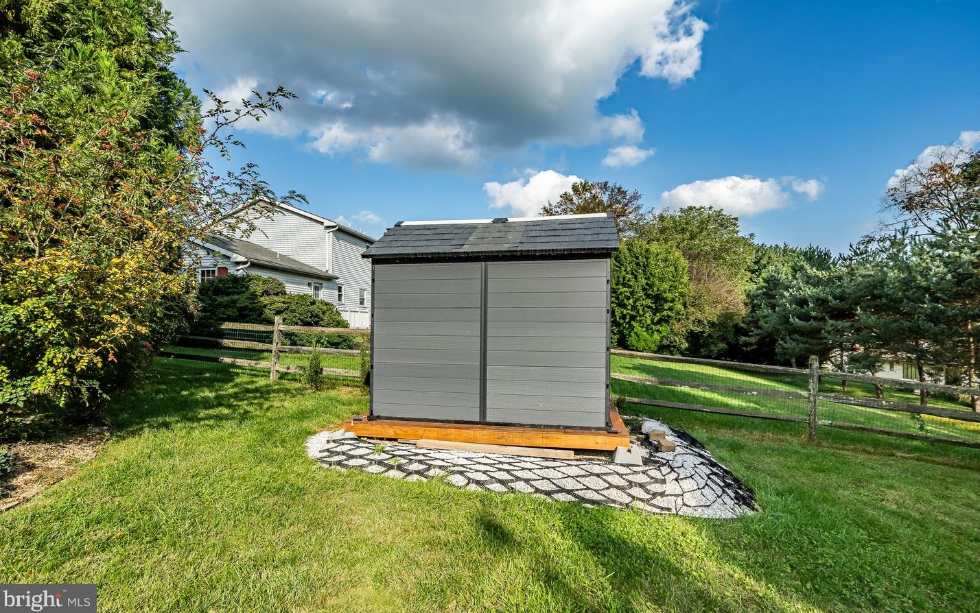 20 Staten Dr, Hockessin DE  19707-1338 exterior