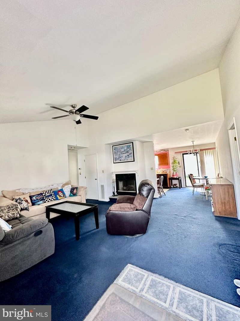 174 Melodic Dr, Newark DE 19713-1910 exterior