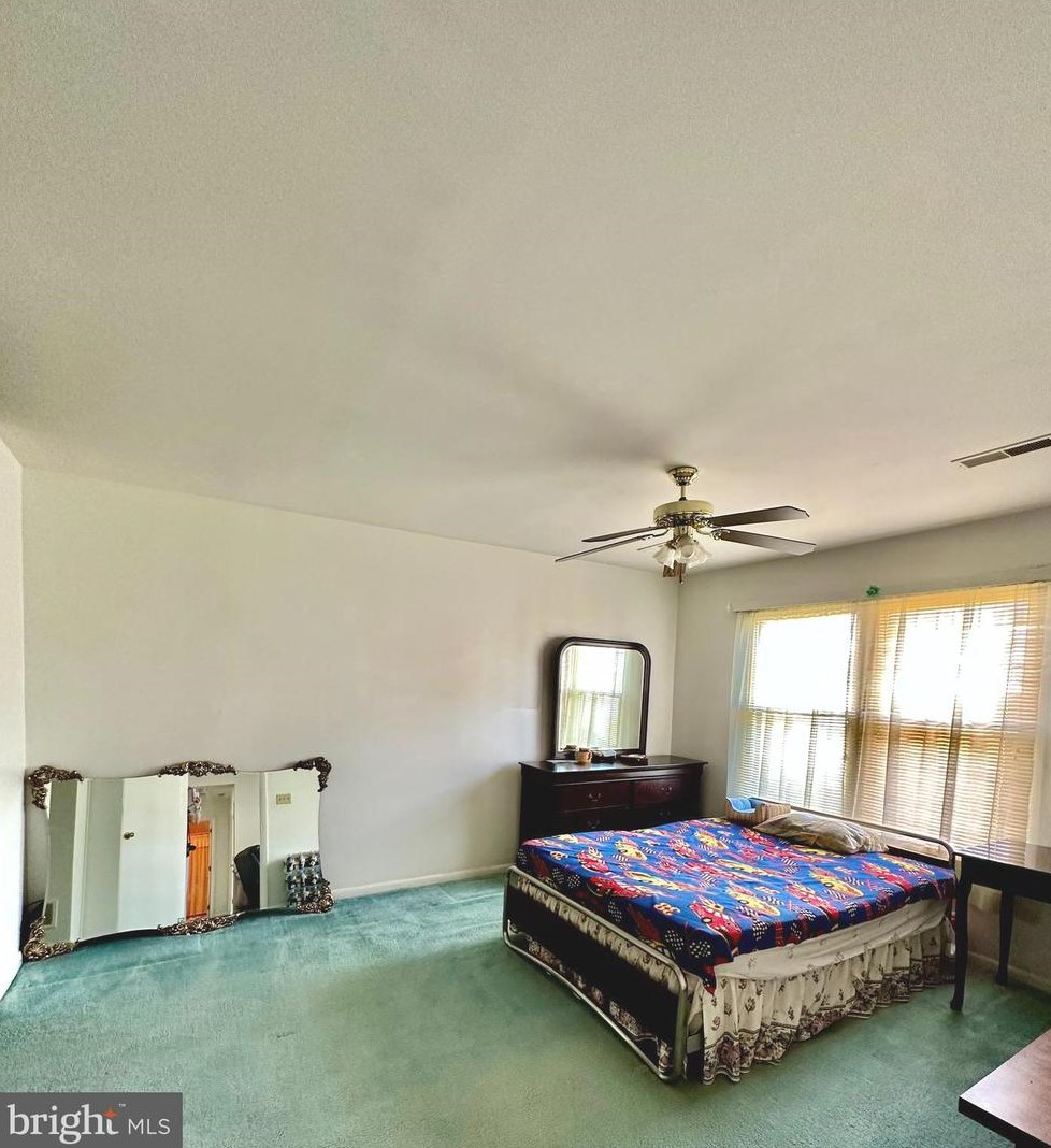 174 Melodic Dr, Newark DE 19713-1910 exterior