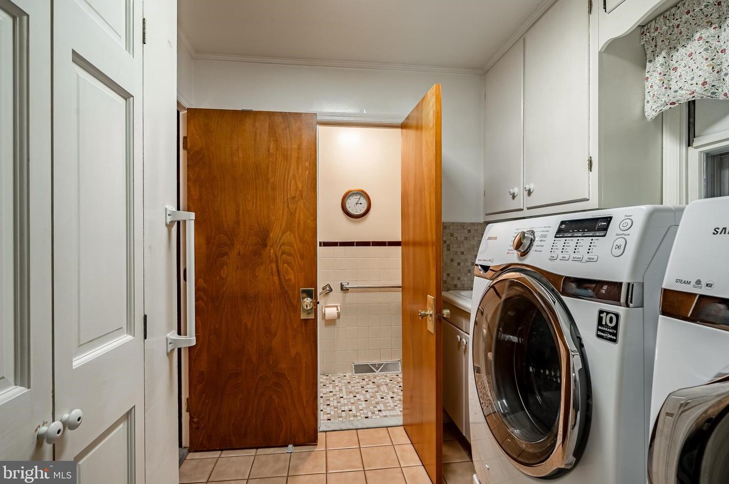 7 Kitty Ln, Newark DE 19713-2357 exterior