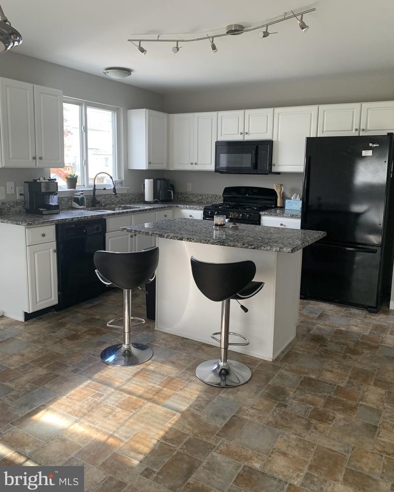 140 Darling St, Newark DE  19702-3759 exterior