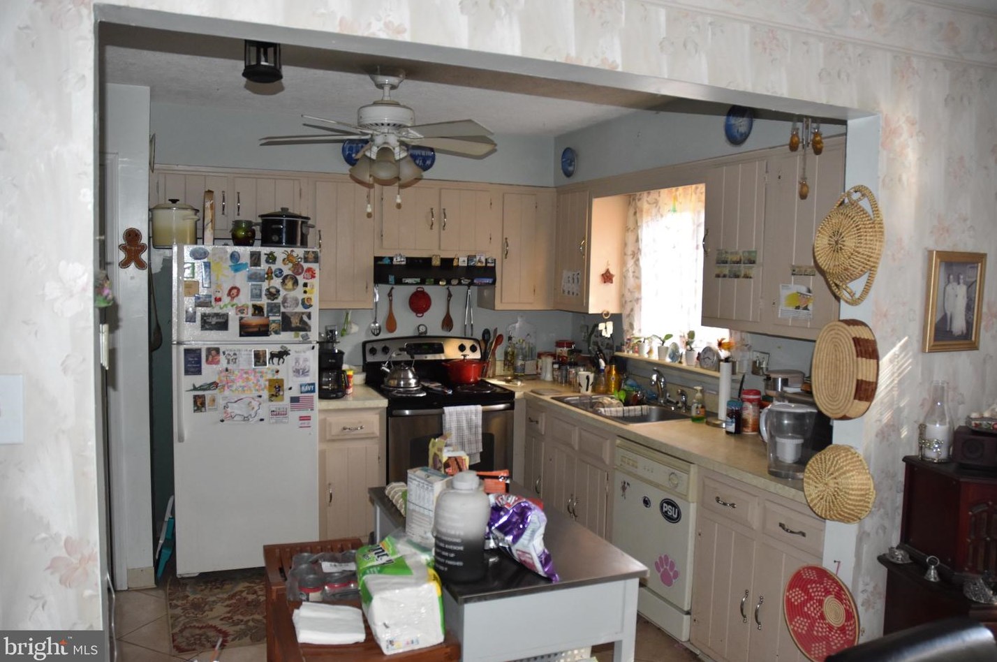 436 Hanna Dr, Newark DE exterior