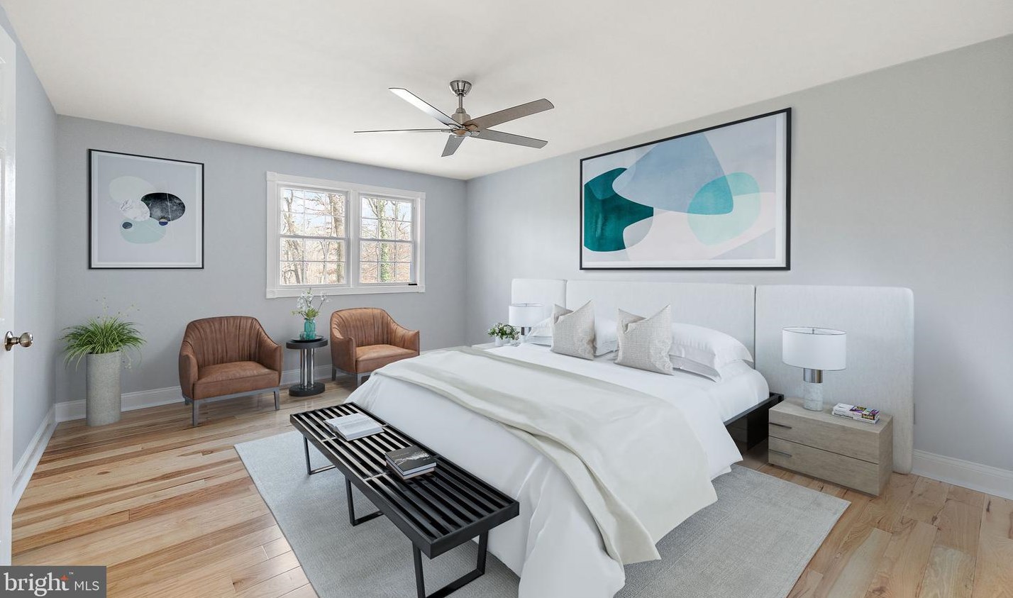 312 Dove Dr, Newark DE  19713-1212 exterior