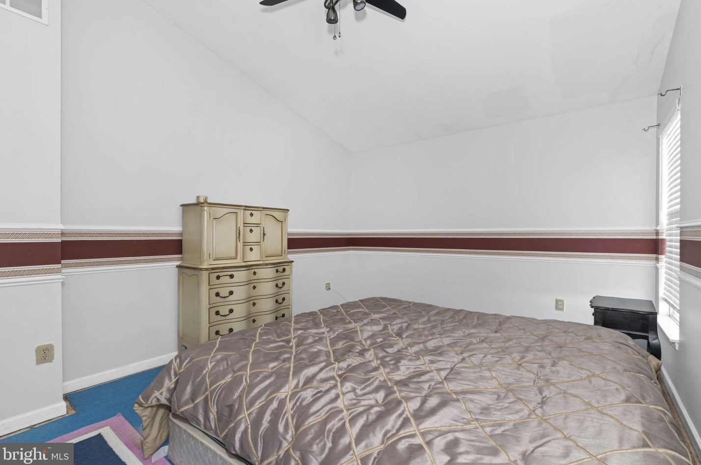 2 Sussex Pl, New Castle DE  19720-8801 exterior