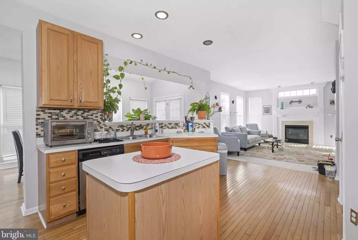 2 Sussex Pl, New Castle DE  19720-8801 exterior