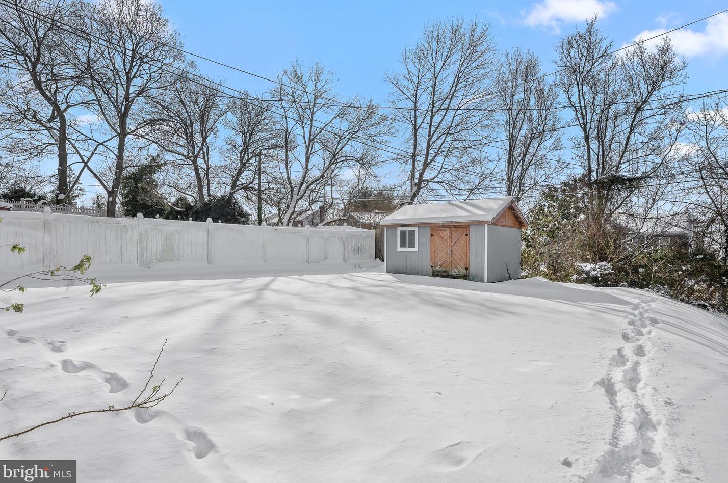 32 Stuyvesant Dr, Wilmington DE  19809-3434 exterior