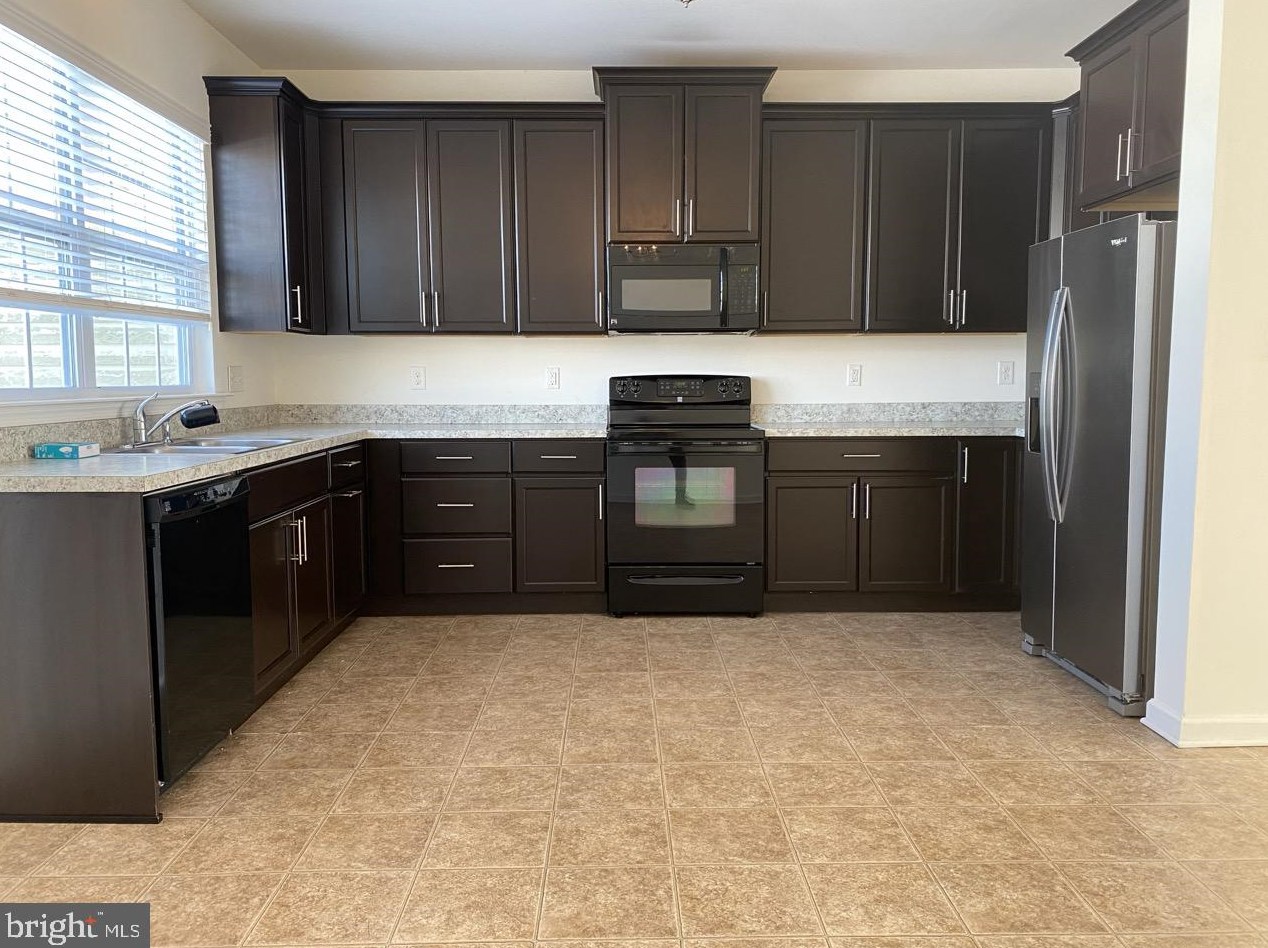 2134 Audubon Trl, Middletown DE  19709-9843 exterior