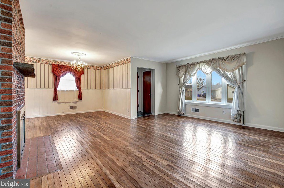 3801 Eunice Ave, Wilmington DE  19808-4614 exterior