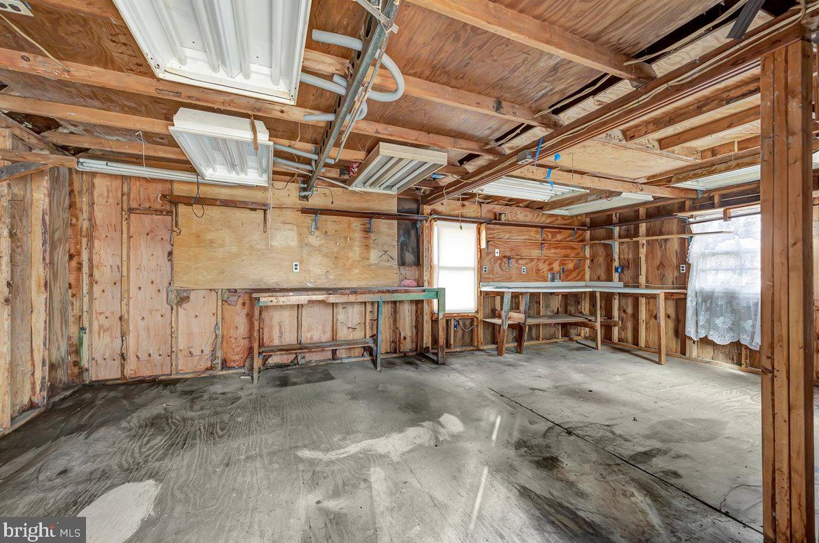 3801 Eunice Ave, Wilmington DE  19808-4614 exterior