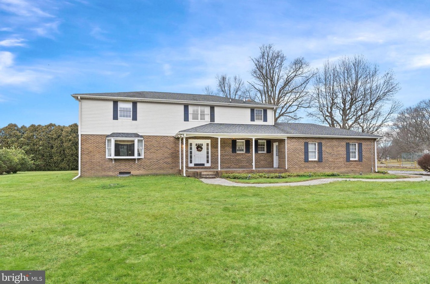 16 Lauren Dr, Bear DE  19701-1805 exterior