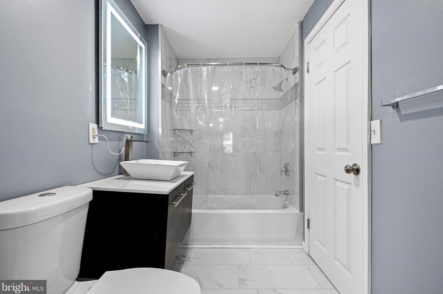 1229 Heald St, Wilmington DE  19802-5240 exterior