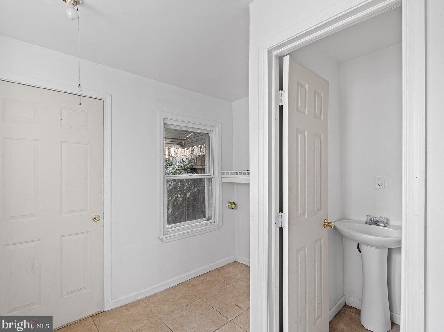 20 6th Ave, Wilmington DE  19805-4710 exterior