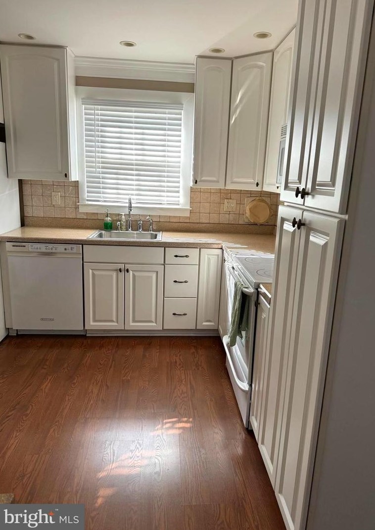 1200 Milltown Rd, Wilmington DE  19808-3004 exterior