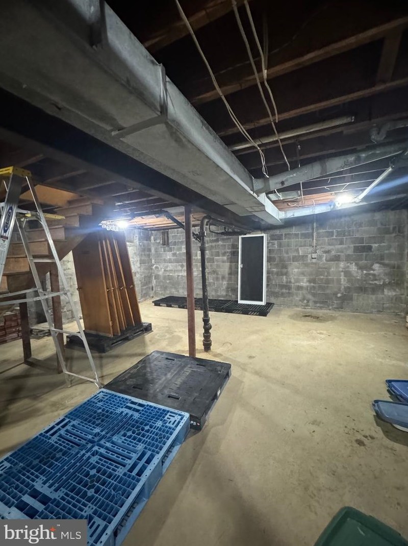 1200 Milltown Rd, Wilmington DE  19808-3004 exterior