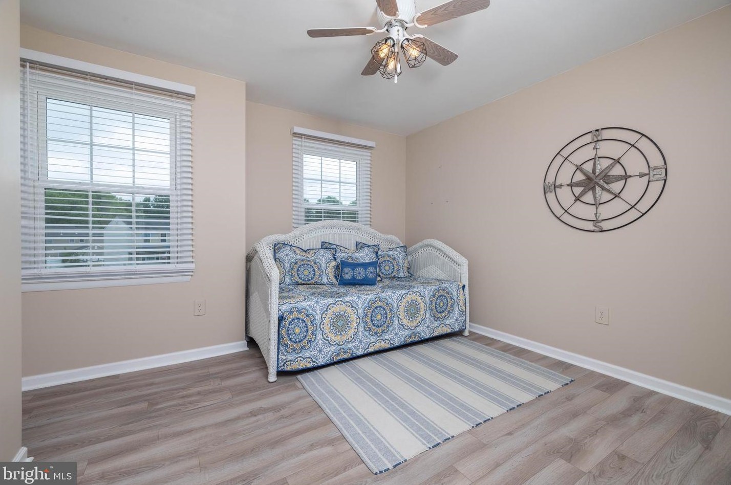 815 Gwynn Ct, Bear DE  19701-3013 exterior