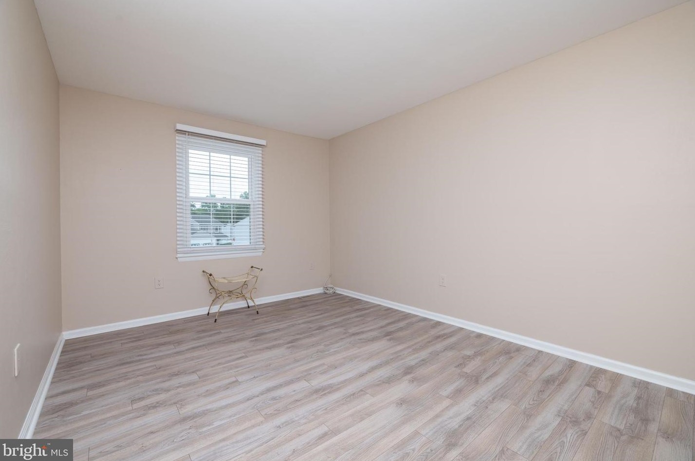 815 Gwynn Ct, Bear DE  19701-3013 exterior