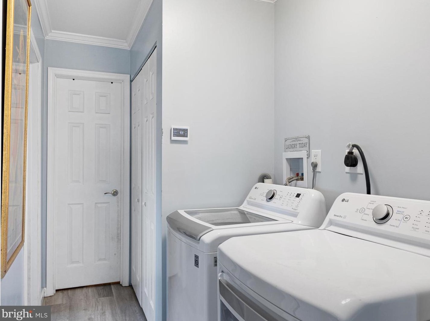 13 Kullen Dr, Newark DE  19713-2406 exterior