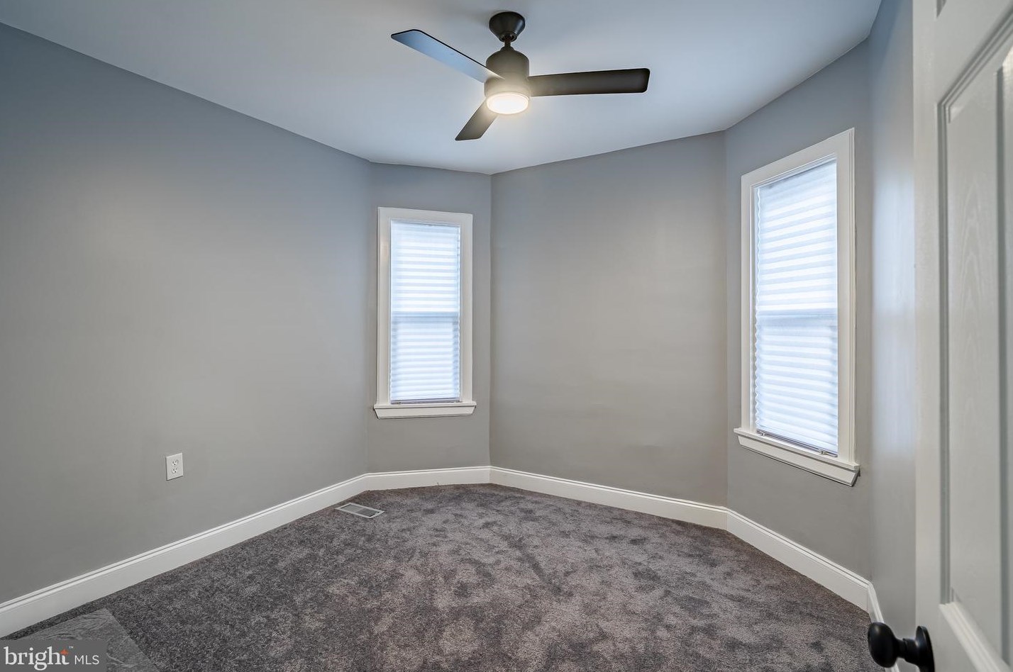 409 24th St, Wilmington DE  19802-3402 exterior