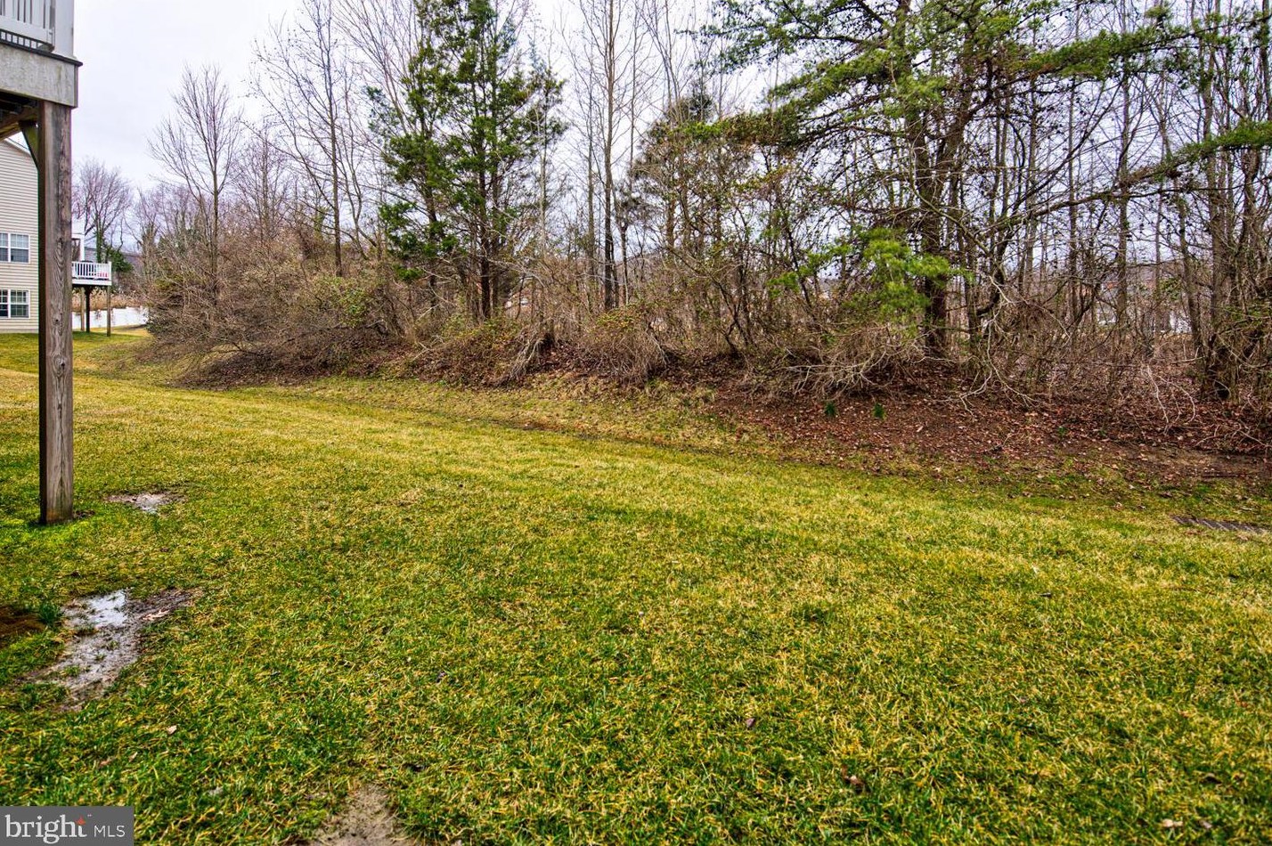 308 Wilkinson Dr, Newark DE 19702-6703 exterior