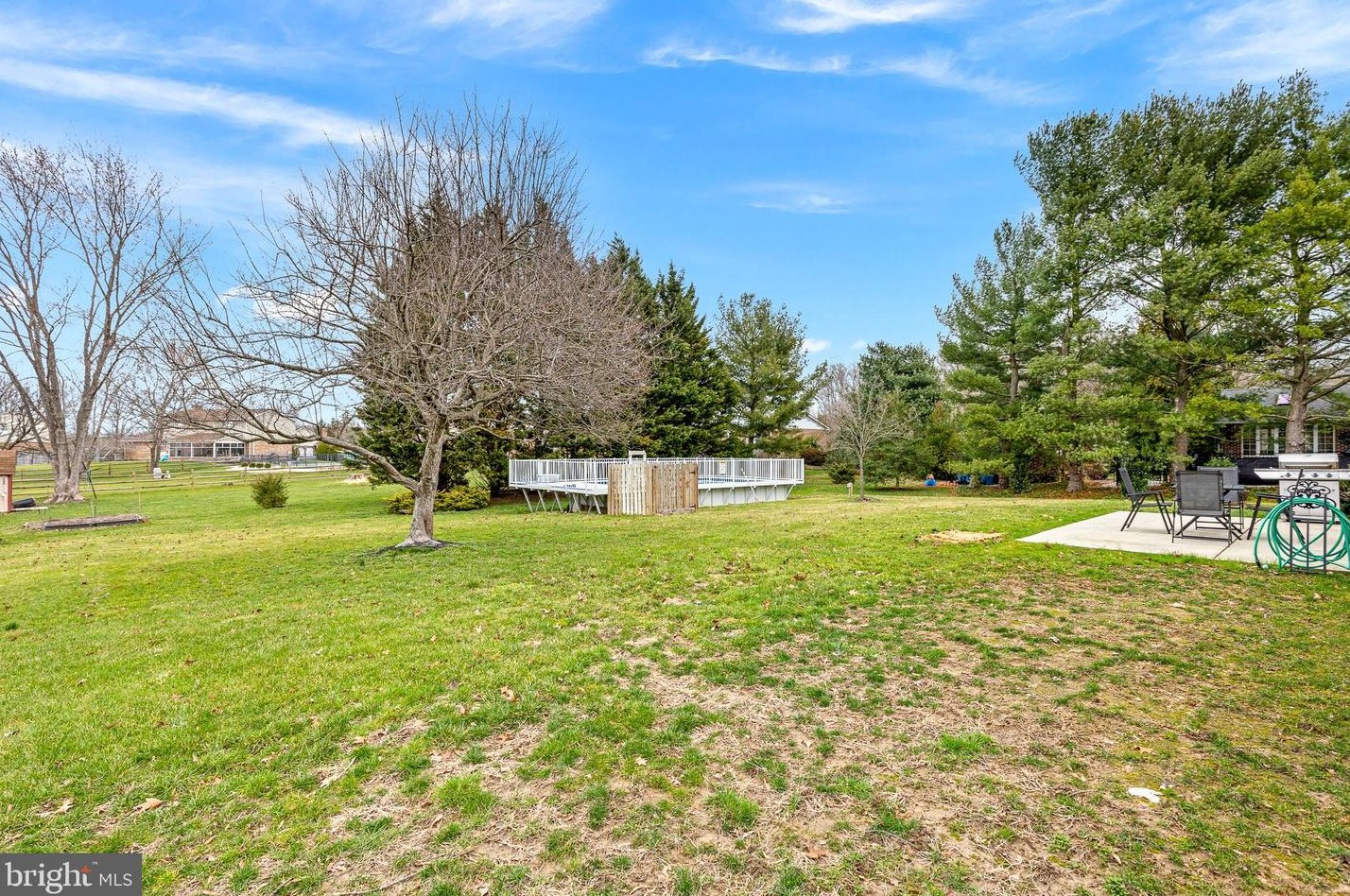 4 Kimmie Ct, Bear DE  19701-1746 exterior