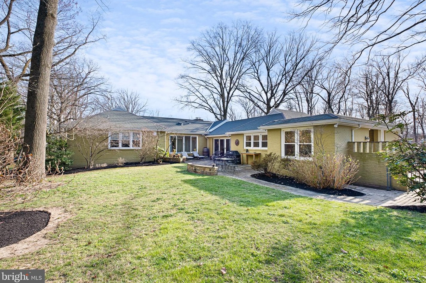 701 Matson Run Pkwy, Wilmington DE  19802-1108 exterior