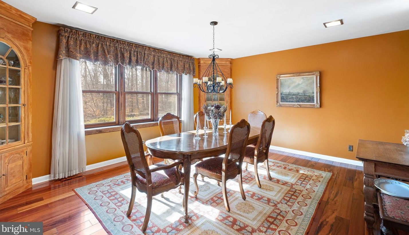 701 Matson Run Pkwy, Wilmington DE  19802-1108 exterior