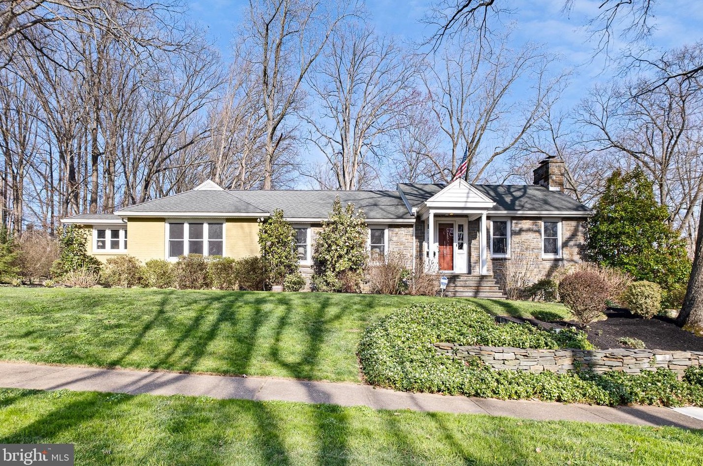 701 Matson Run Pkwy, Wilmington DE  19802-1108 exterior