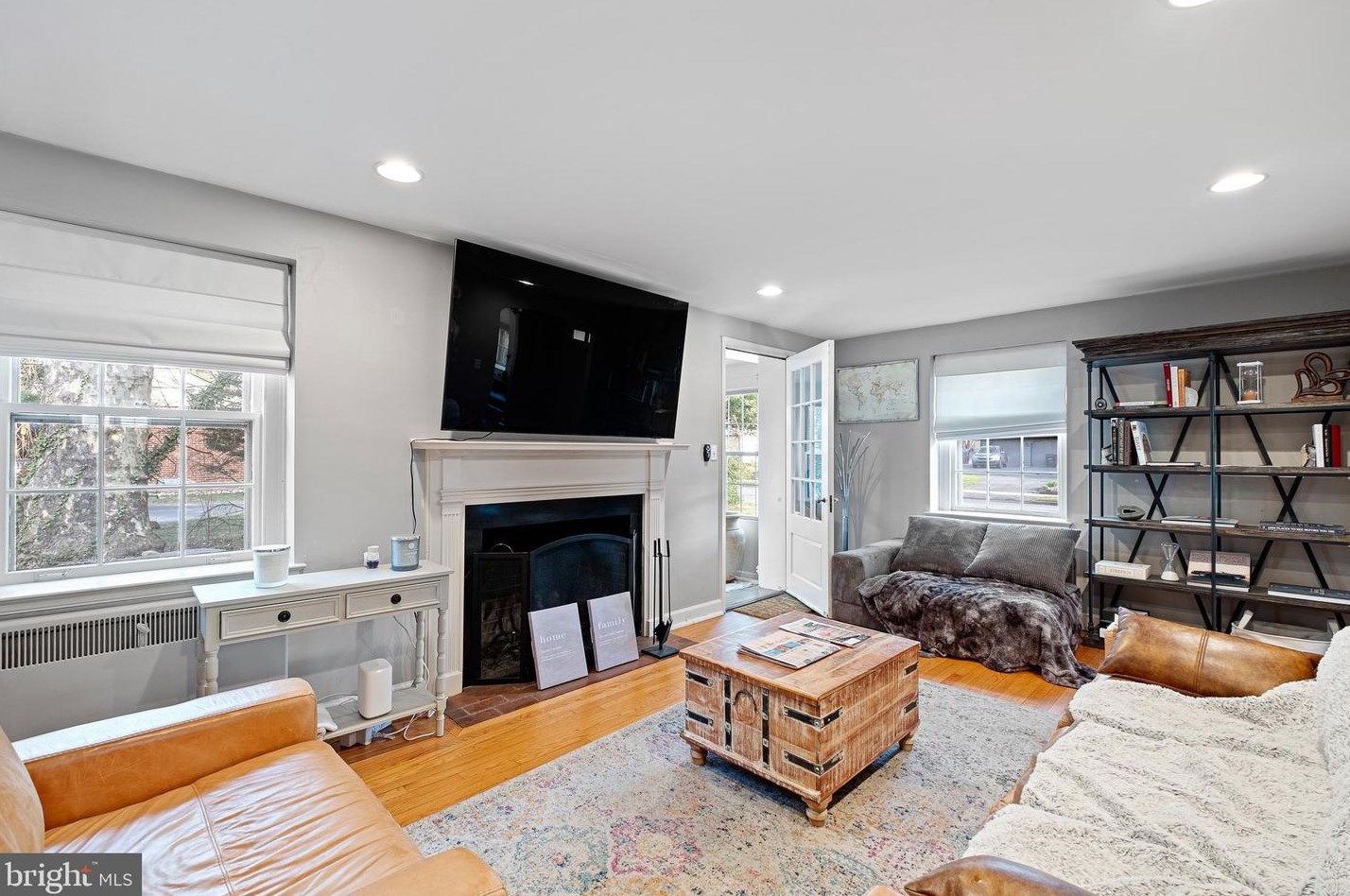 402 Irving Dr, Wilmington DE  19802-1218 exterior