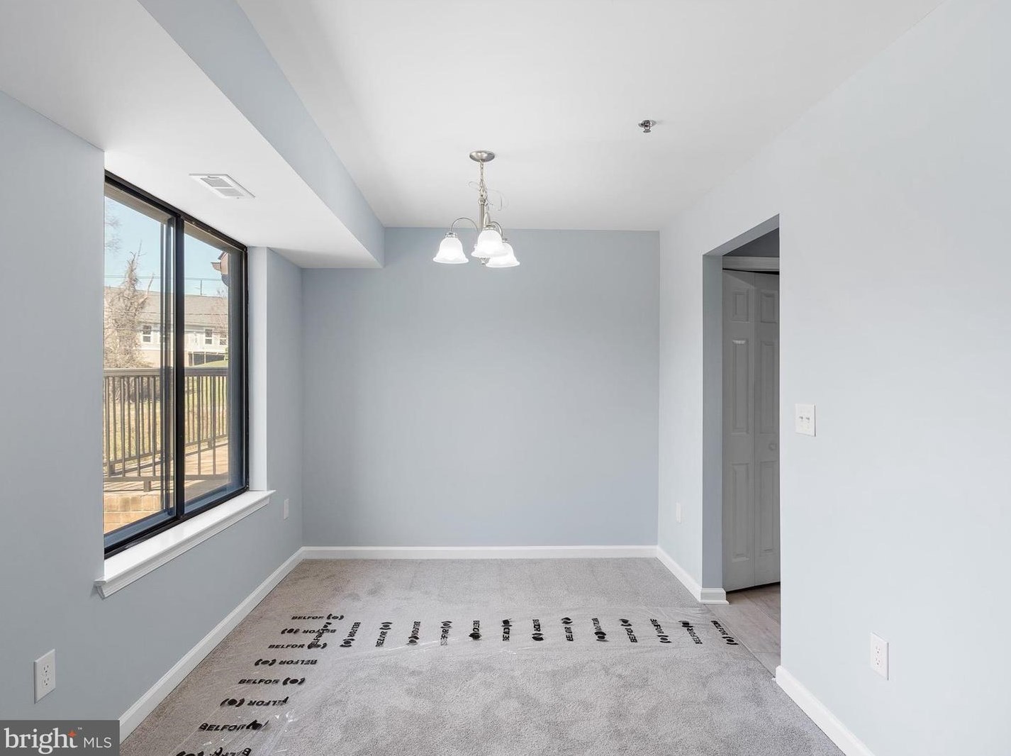 5054 Brigantine Ct, Wilmington DE  19808-1820 exterior