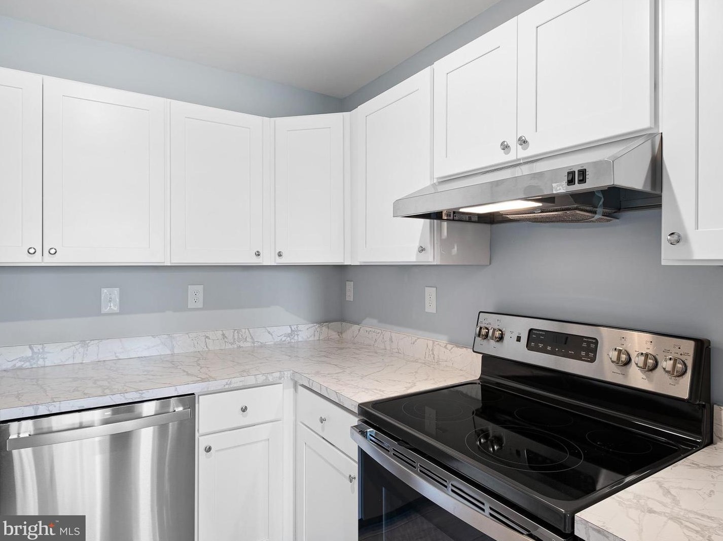 5054 Brigantine Ct, Wilmington DE  19808-1820 exterior