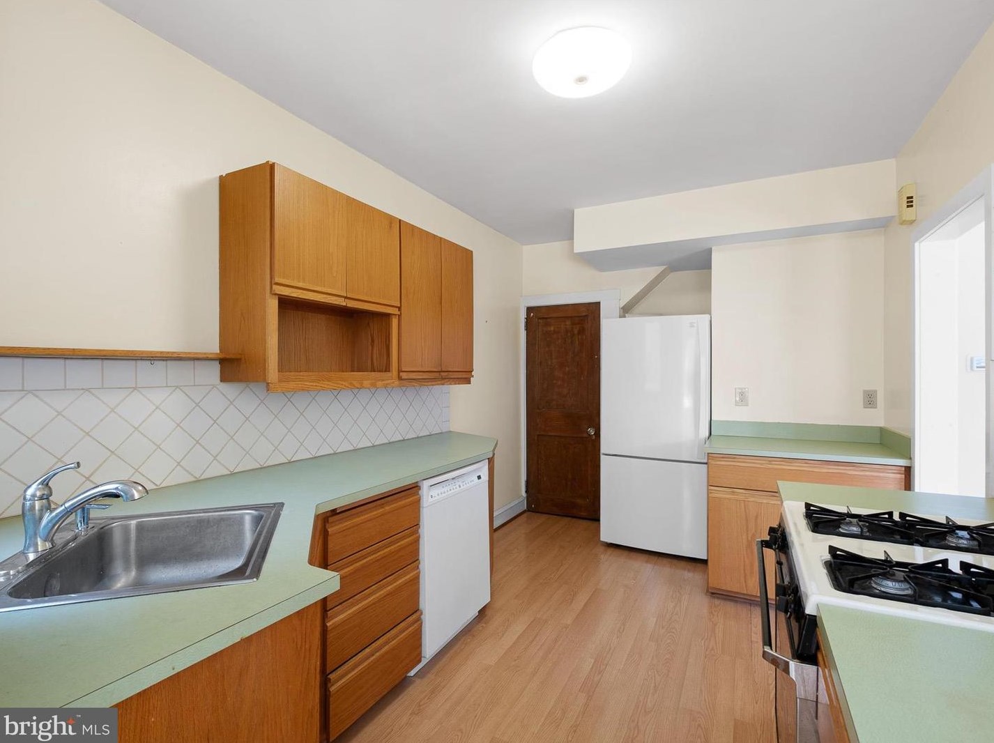 1408 Lovering Ave, Wilmington DE  19806-3018 exterior