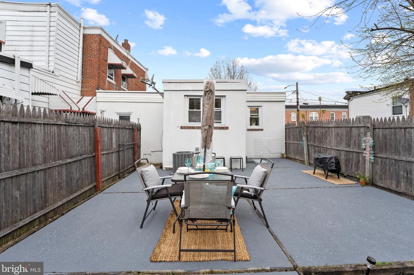 902 Anchorage St, Wilmington DE  19805-4804 exterior