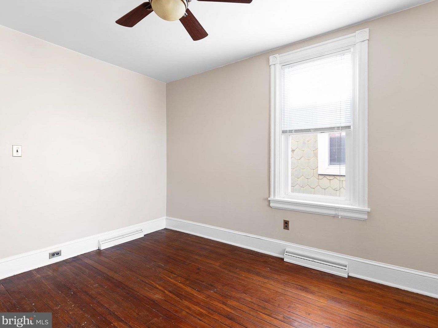 1616 16th St, Wilmington DE  19806-4026 exterior