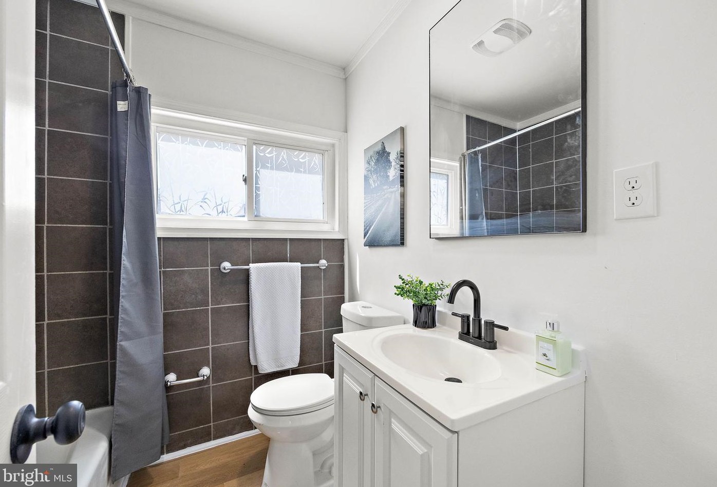 25 Matthews Rd, Newark DE  19713-2554 exterior