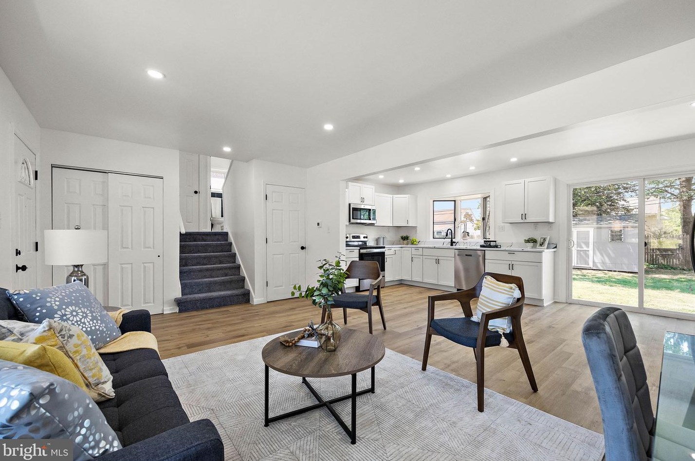 25 Matthews Rd, Newark DE  19713-2554 exterior