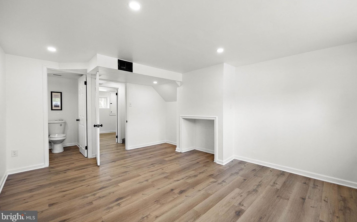 25 Matthews Rd, Newark DE  19713-2554 exterior