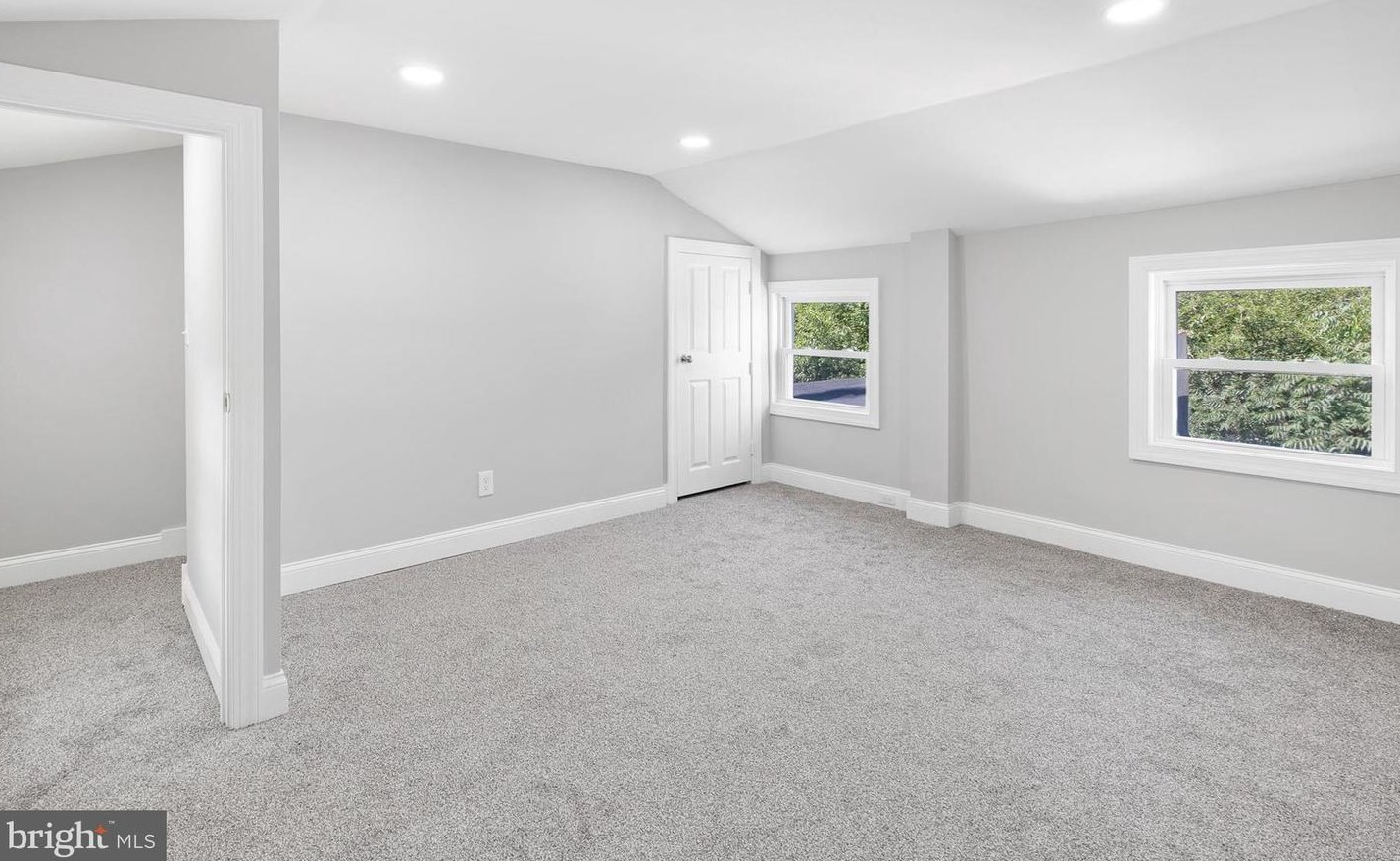 618 7th St, Wilmington DE  19801-2050 exterior