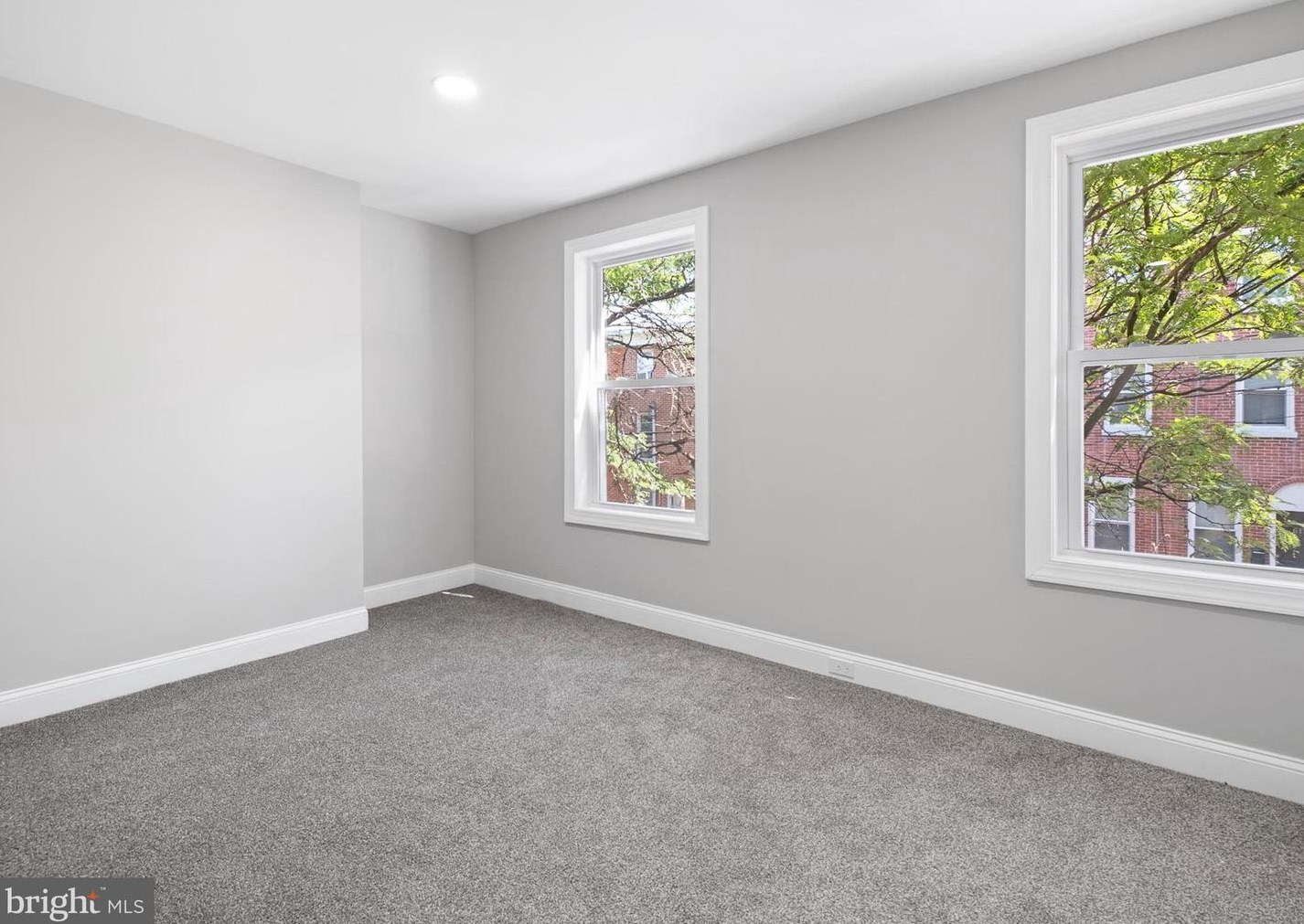 618 7th St, Wilmington DE  19801-2050 exterior